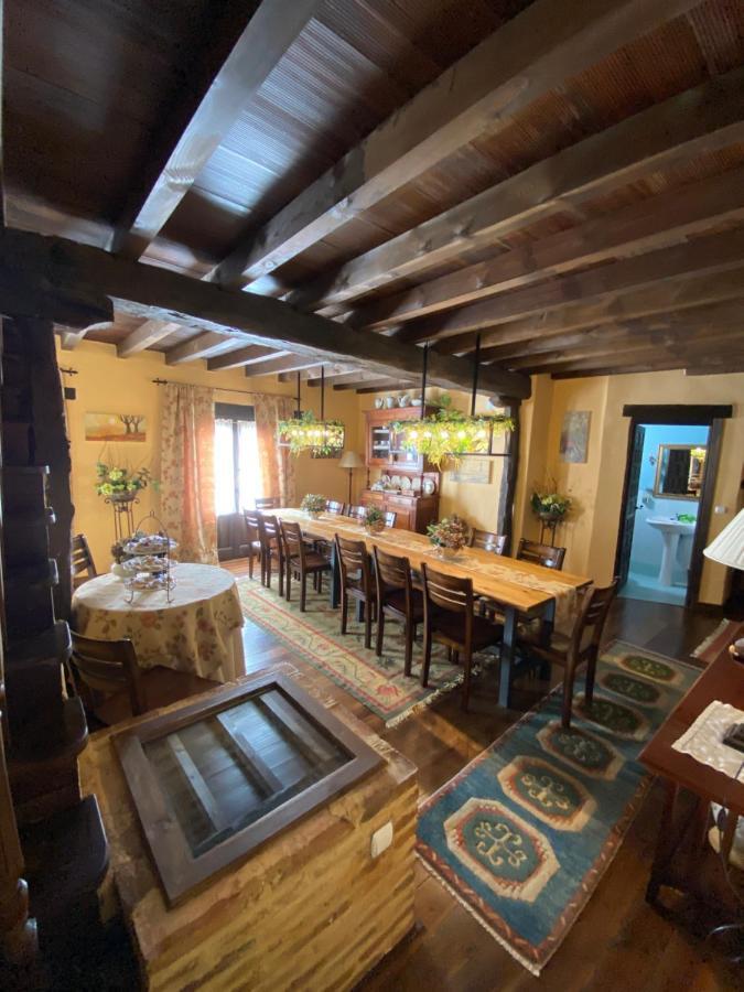 Casa Rural Dos Reales San Cristobal de Boedo Buitenkant foto