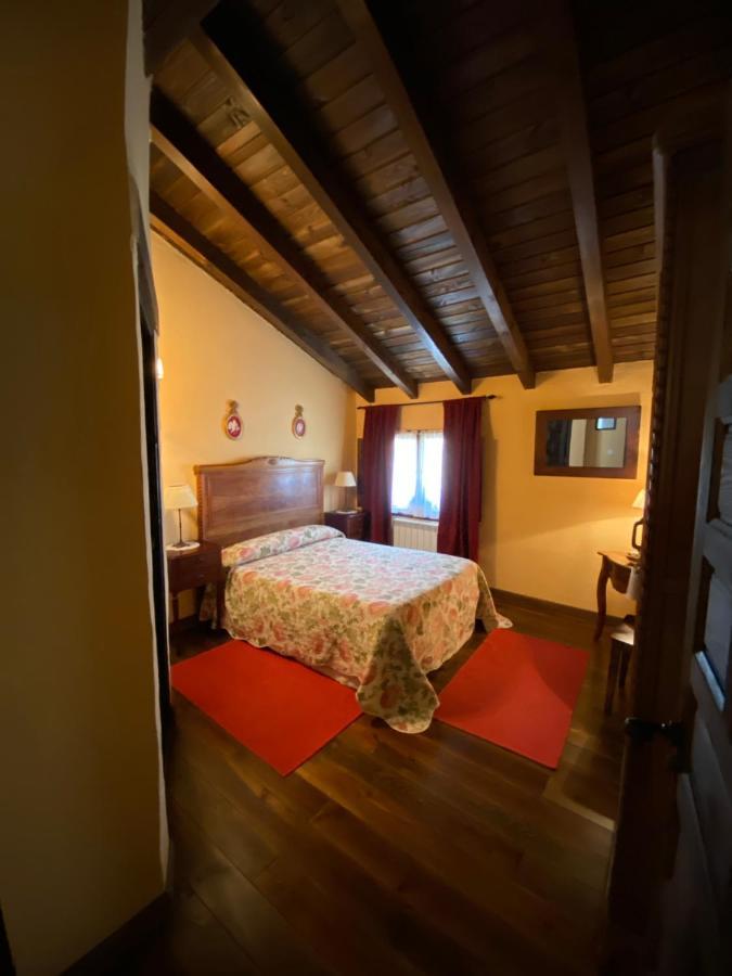 Casa Rural Dos Reales San Cristobal de Boedo Buitenkant foto