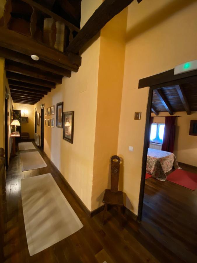 Casa Rural Dos Reales San Cristobal de Boedo Buitenkant foto